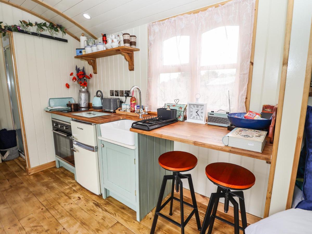 Honeybee Lodge Woodhall Spa Eksteriør billede